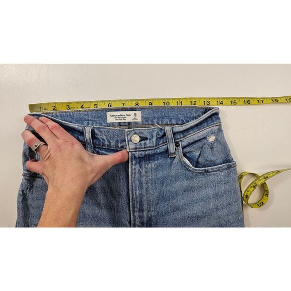 Ultra High Rise 90s Straight Jean light double knee destroyed distressed A&F 2 - Picture 5 of 7